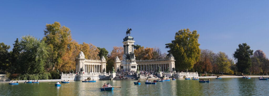 rowing boat at Retiro park